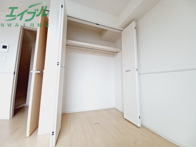 収納　同型参考写真