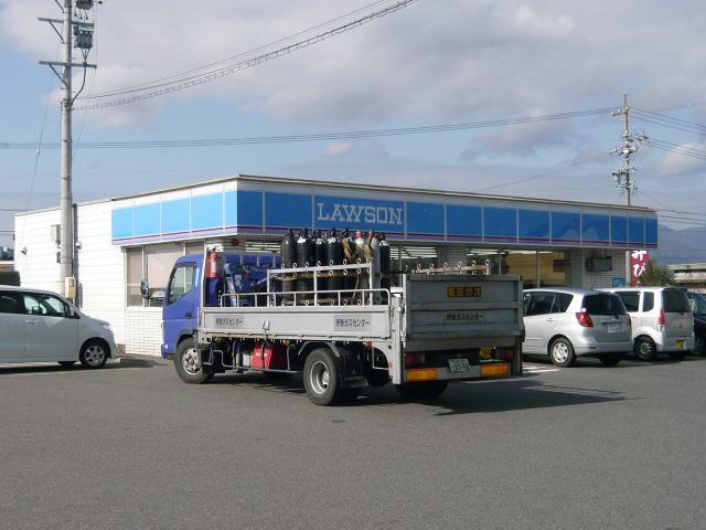 コンビニ　ローソン鈴鹿国府店（コンビニ）まで1454m