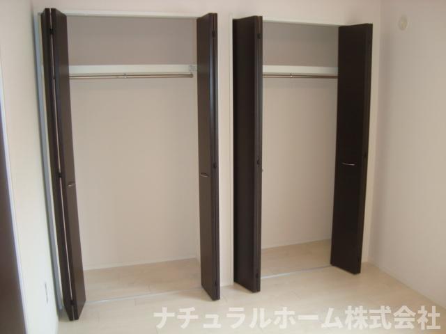 収納　クローゼット