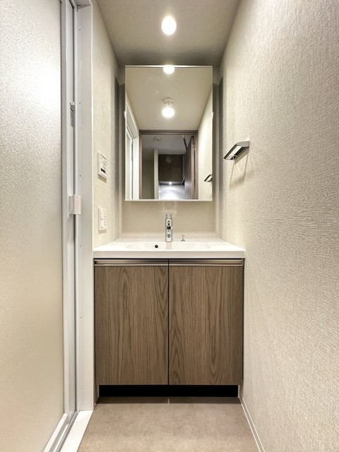 洗面設備　※写真は同タイプ住戸です。
