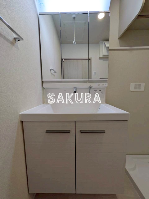 洗面設備　忙しい朝には欠かせない洗面所です♪