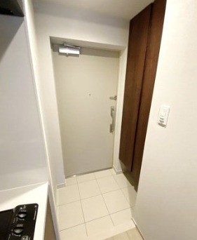 玄関　スクエアシティ鶴見市場