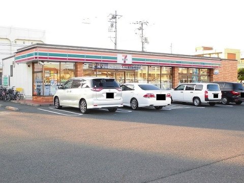 コンビニ　セブンイレブン 福山南手城4丁目店（コンビニ）まで63m