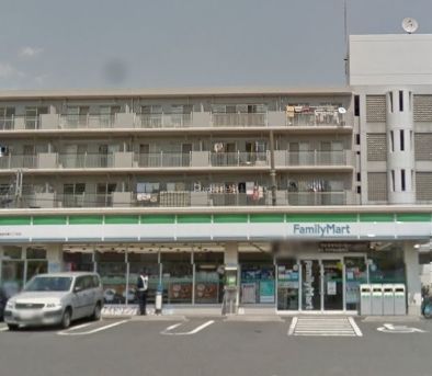 コンビニ　ファミリーマート幕張本郷三丁目店（コンビニ）まで180m