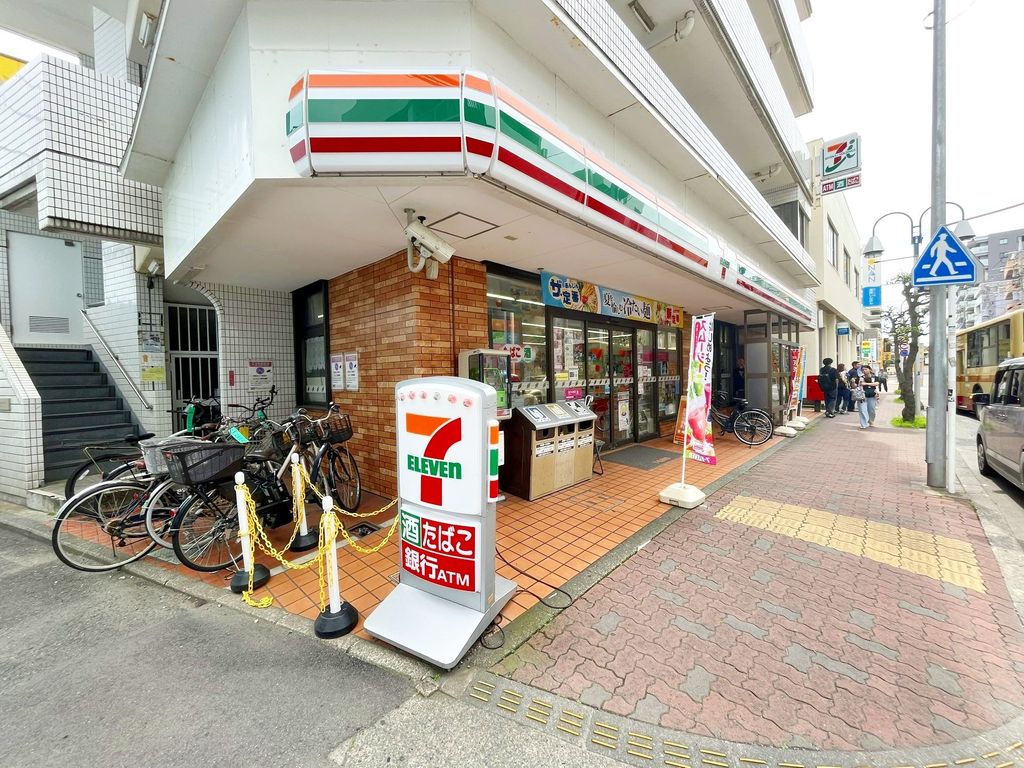 コンビニ　セブンイレブン辻堂西口店（コンビニ）まで190m