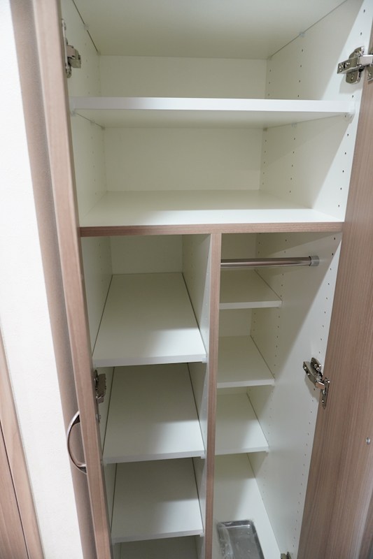 収納　下足入