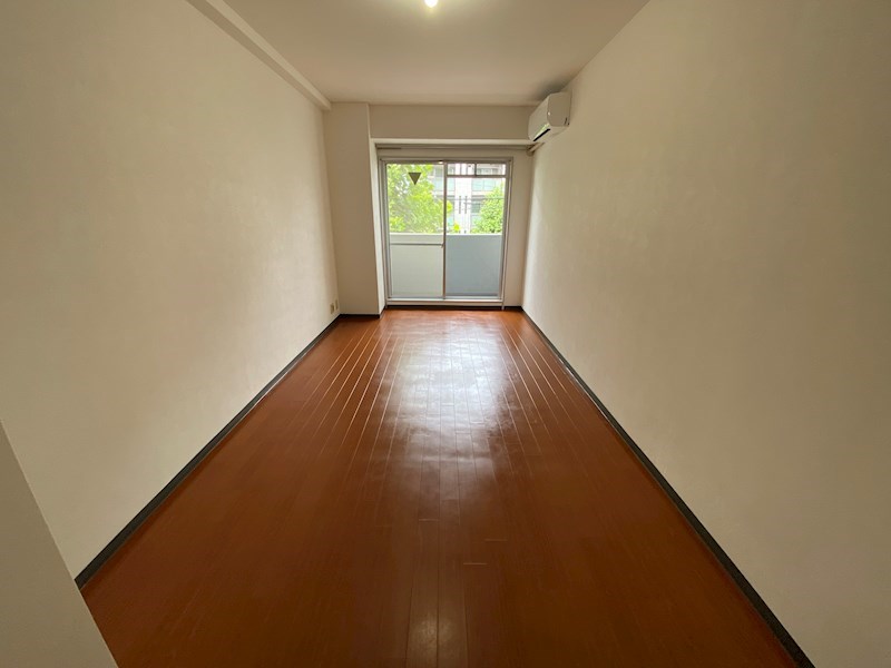 居室・リビング　※同タイプの他のお部屋です