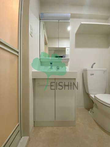 洗面設備　シンプルで使いやすい洗面台です！
