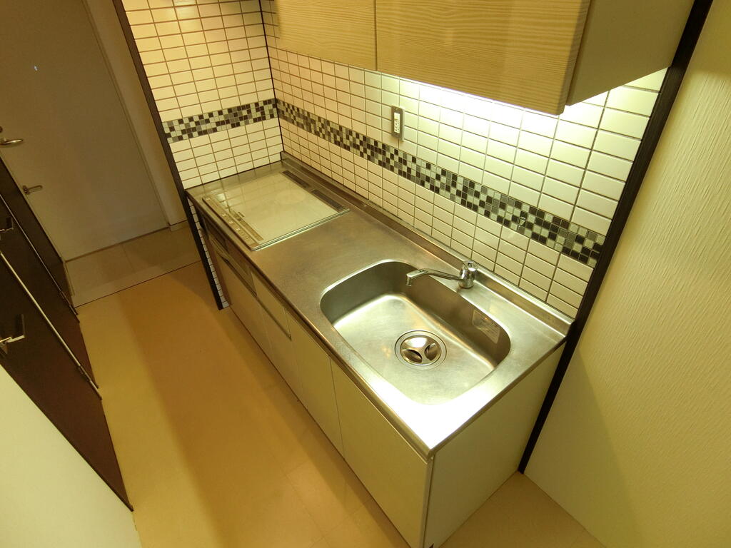 地下鉄箱崎線 貝塚駅 徒歩13分 10階建 築15年のキッチン写真