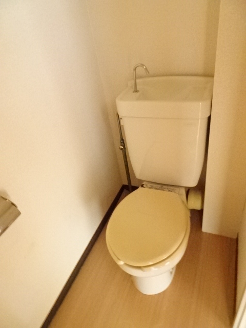 サンアールタニツカB棟のトイレ写真