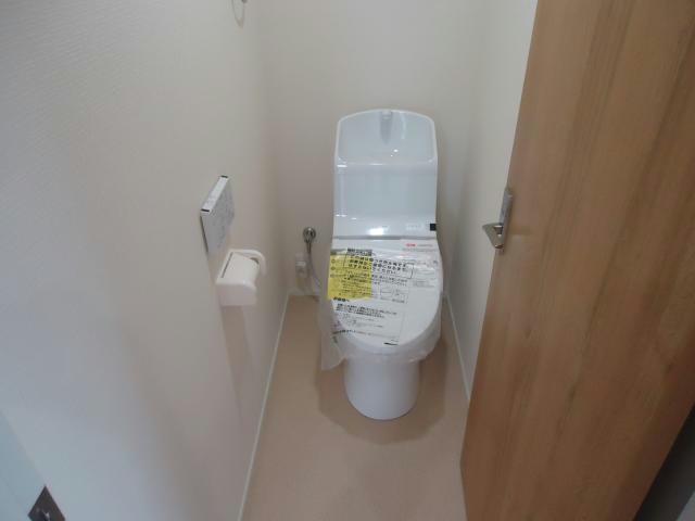 ＪＲ越後線 関屋駅 徒歩11分 2階建 築55年のトイレ写真