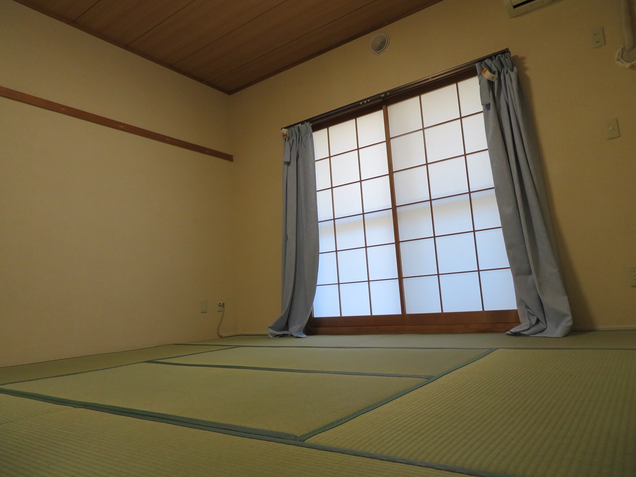 寿康ハイムの居間写真