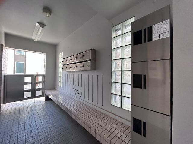 小田急線 経堂駅 徒歩9分 3階建 築36年の外観写真