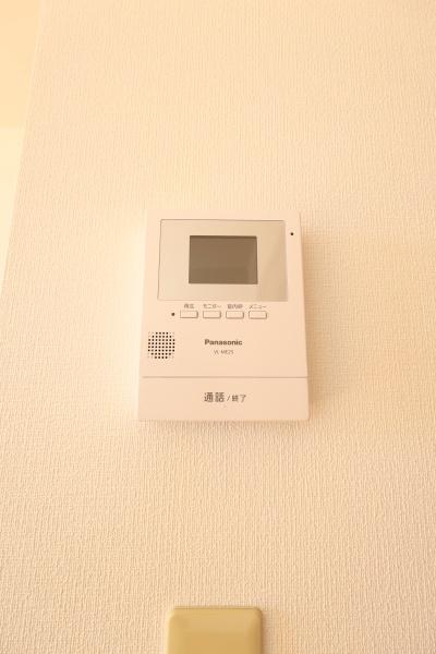 セキュリティ　モニター付きインターホン
