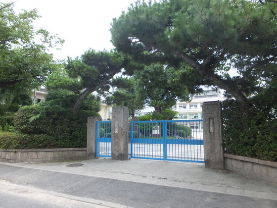 ノマージュ大芝の小学校