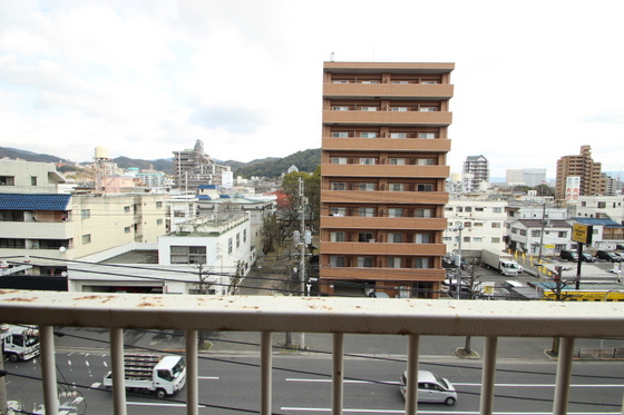 【広島市中区白島九軒町のマンションの眺望】