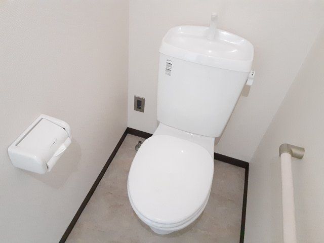 【鬼頭ハイツのトイレ】