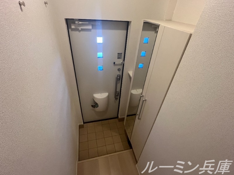 【カトレア２の玄関】