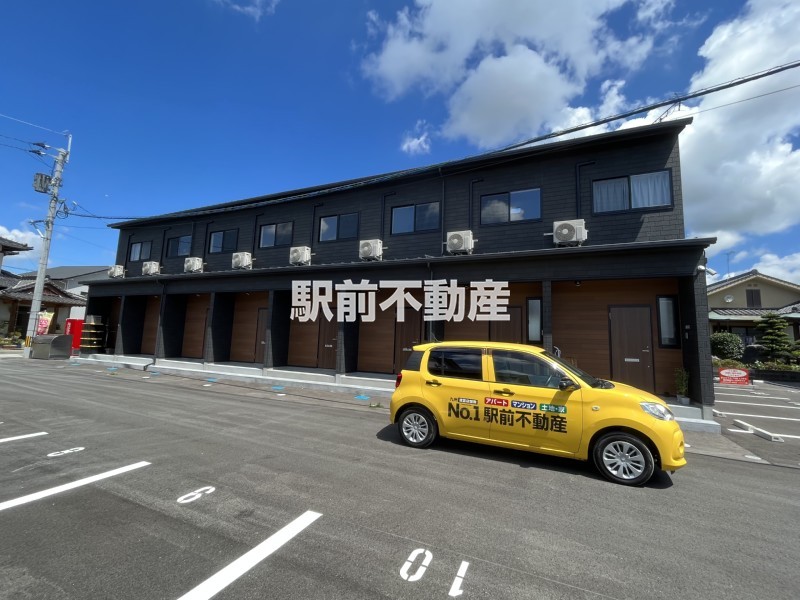 【ナナザスタイル長浜の建物外観】