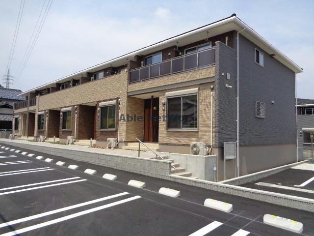 関市宝山町のアパートの建物外観