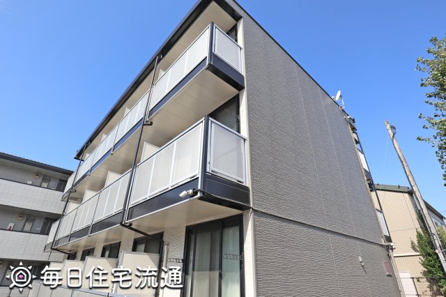 【拝島町IIの建物外観】