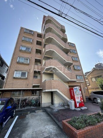 【ローレル豊前の建物外観】