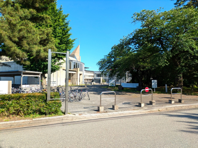 大学・短大　秋田公立美術大学（大学・短大）まで1025m