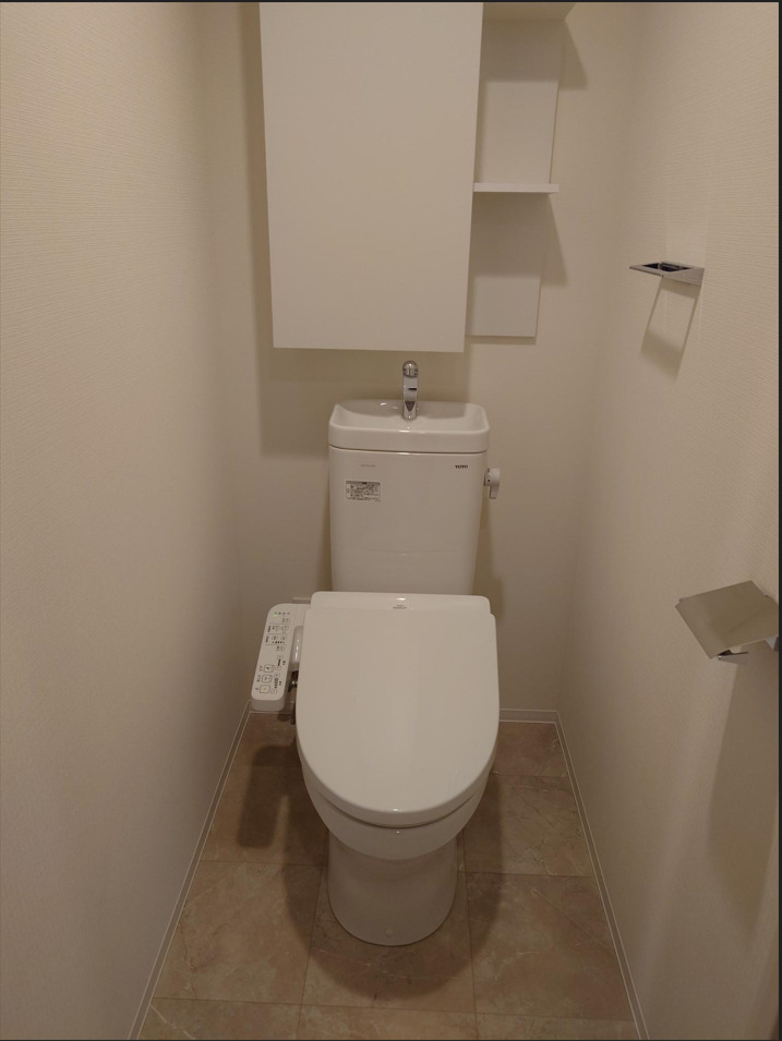 トイレ　別号室参考写真