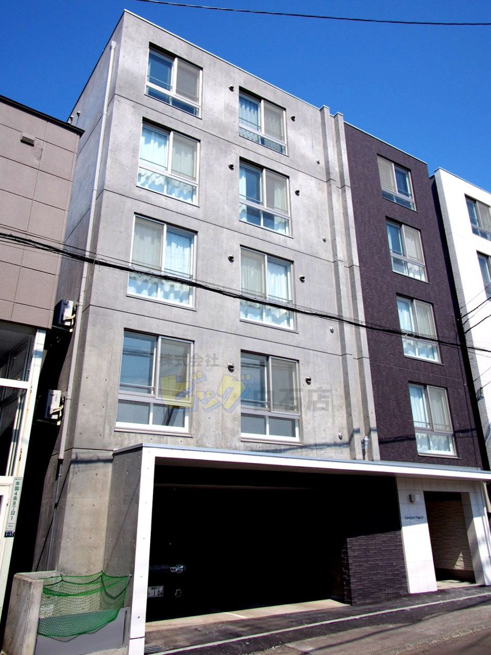 建物外観　設備充実の広々１ＬＤＫマンション募集開始です♪