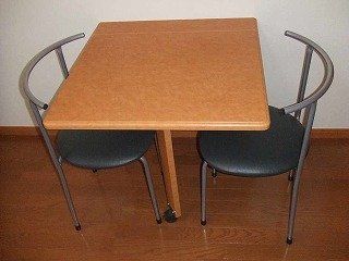 その他　号室によって床材は異なります。