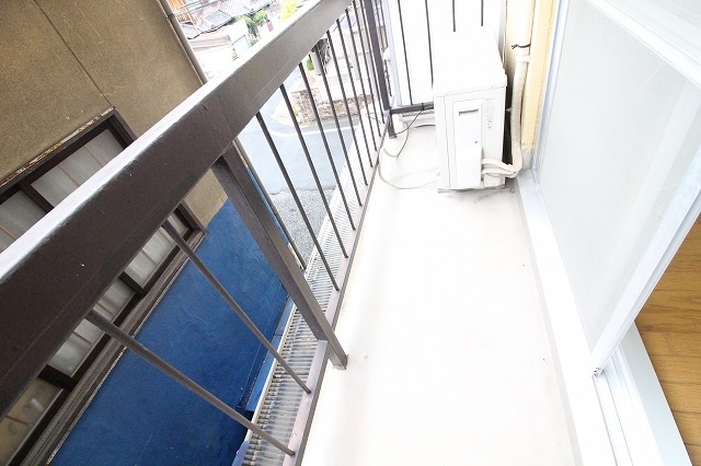 バルコニー　鈴木建設ビル