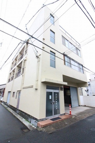 建物外観　鈴木建設ビル