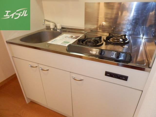 キッチン　※別号室の写真です