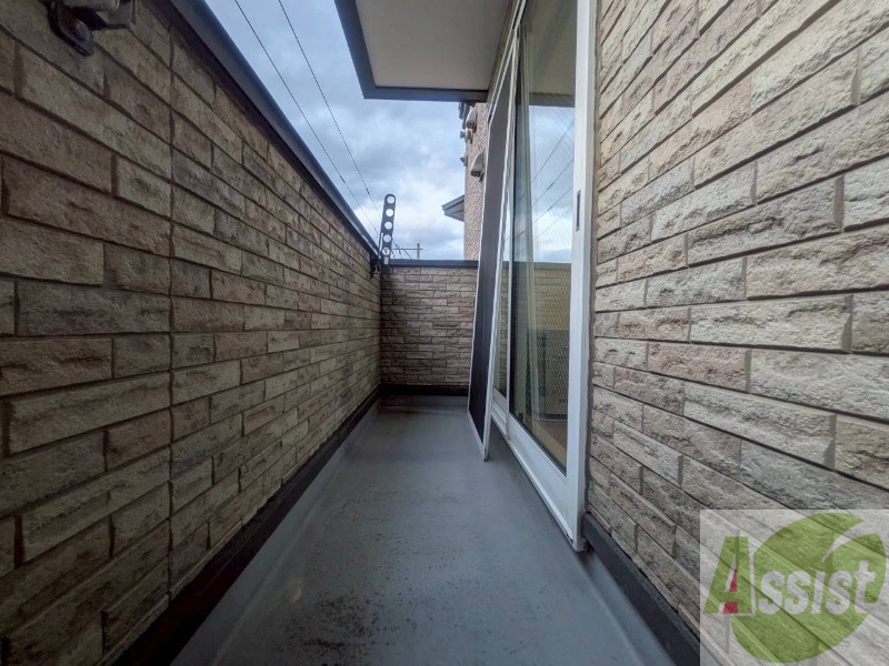 バルコニー　バルコニーです。天気の良い日には外干しができます！