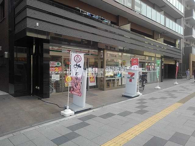 コンビニ　セブンイレブン 八王子八日町店（コンビニ）まで853m