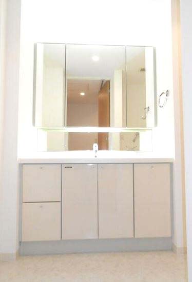 洗面設備　★収納付き、独立洗面台★