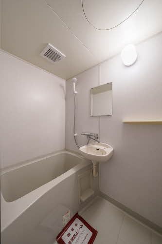 バス・シャワールーム　バスルーム