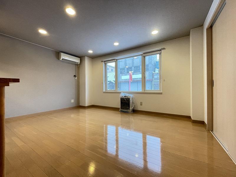 居室・リビング　リビング１