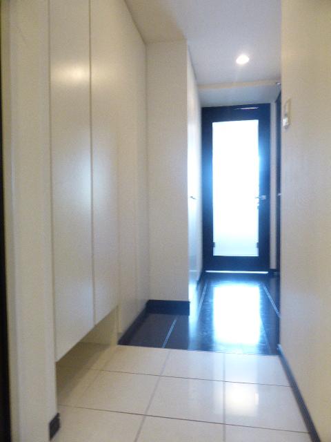 玄関　玄関※別部屋参考写真