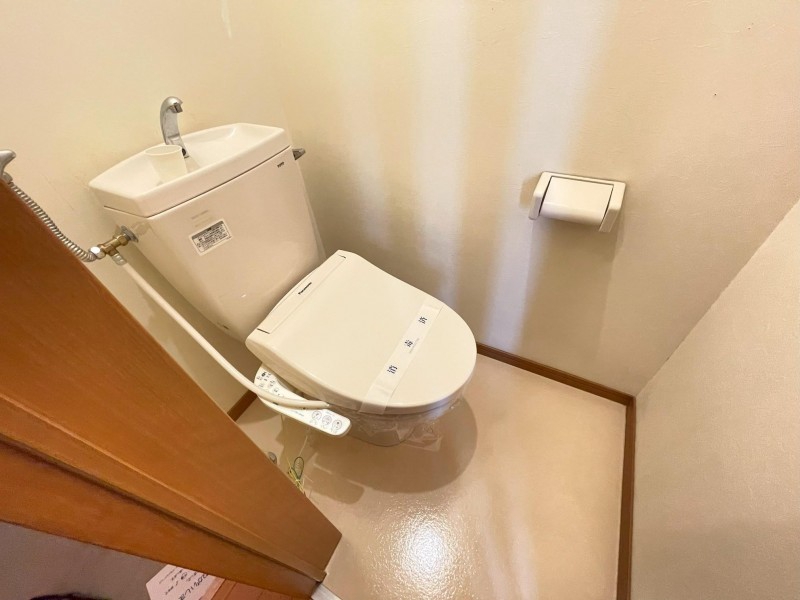 トイレ　トイレ