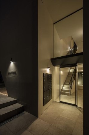 エントランス　エントランス