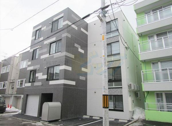 建物外観　エアコン完備の人気のデザイナーズマンションです♪