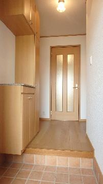 玄関　大きな下駄箱がある玄関♪