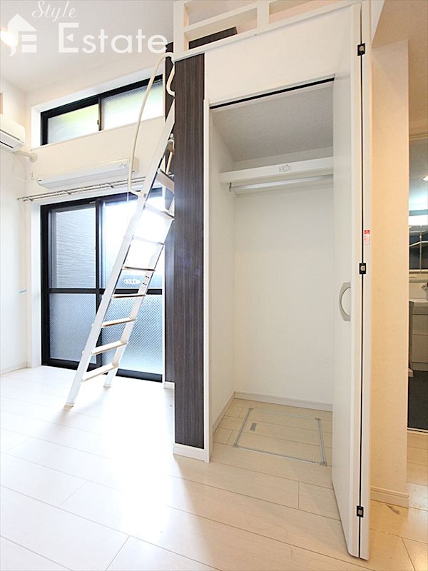 収納　クローゼット