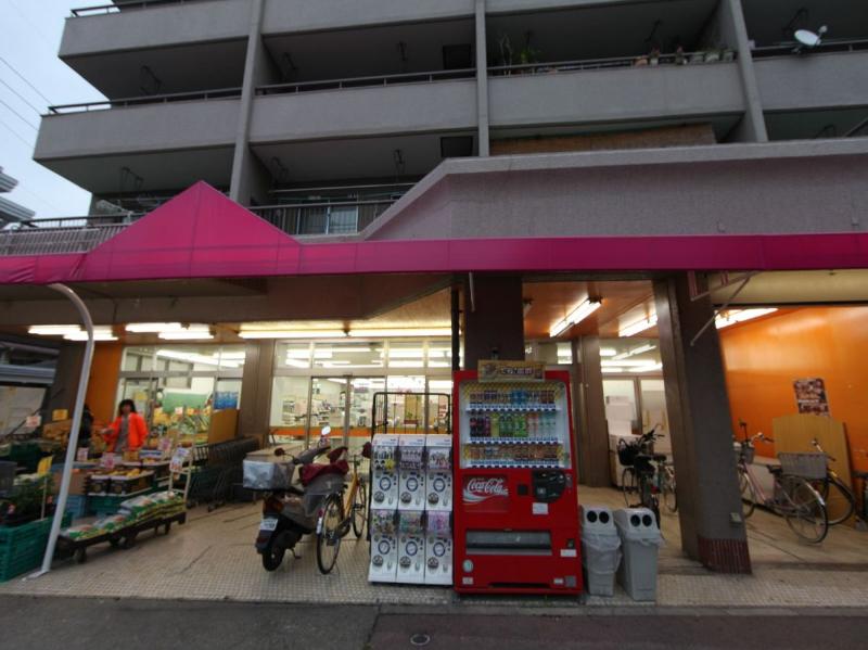 スーパー　エスエスマート（スーパー）まで181m