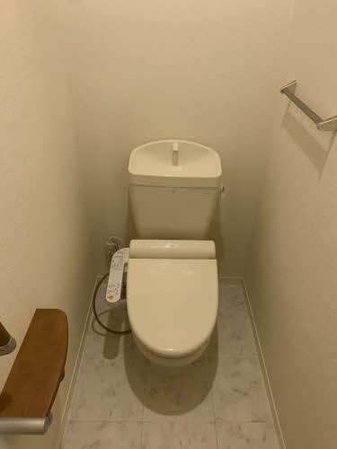 トイレ　ウォシュレット