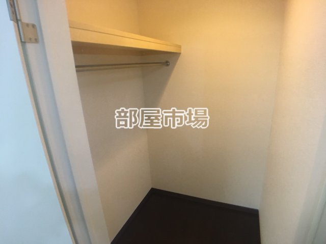 収納　ウォークインクローゼット