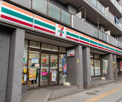 コンビニ　セブンイレブン板橋熊野町店（コンビニ）まで288m