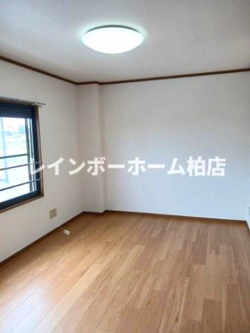 居室・リビング　使いやすい居間です