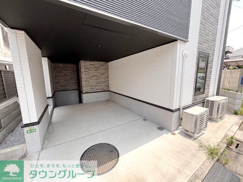 駐車場　駐車場